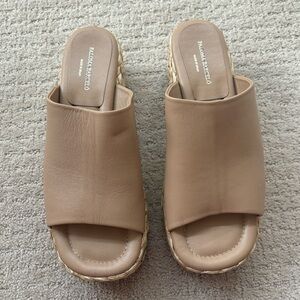 Paloma Barcelo Platform Sandals Size 40 - Worn Twice!!